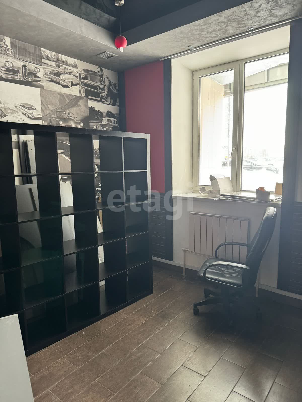 Продажа коммерческой недвижимости, 241м <sup>2</sup>, Новый Уренгой, Ямало-Ненецкий АО,  Новый Уренгой