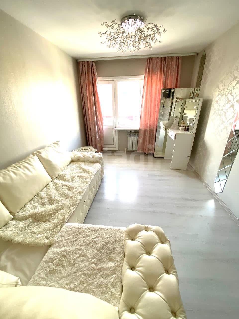 Продажа 2-комнатной квартиры, Южно-Сахалинск, Сахалинская область,  Южно-Сахалинск