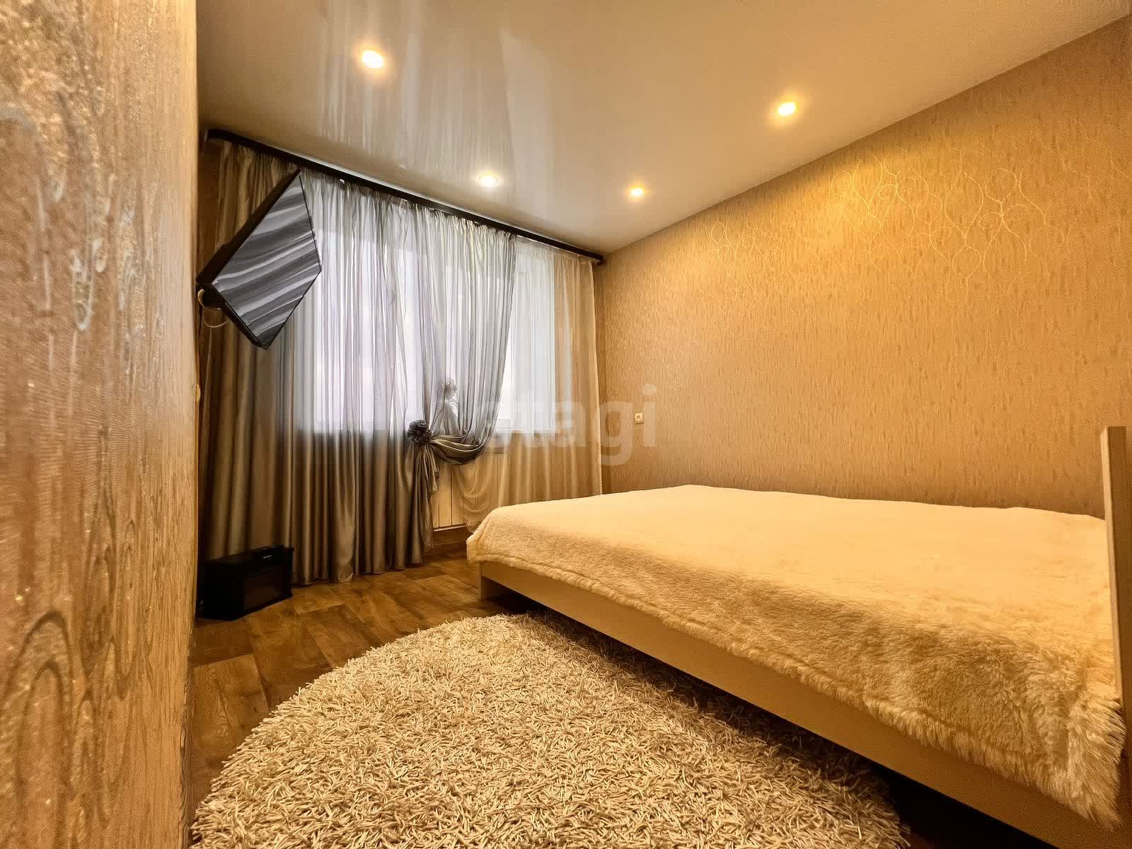 Продажа 2-комнатной квартиры, Южно-Сахалинск, Сахалинская область,  Южно-Сахалинск