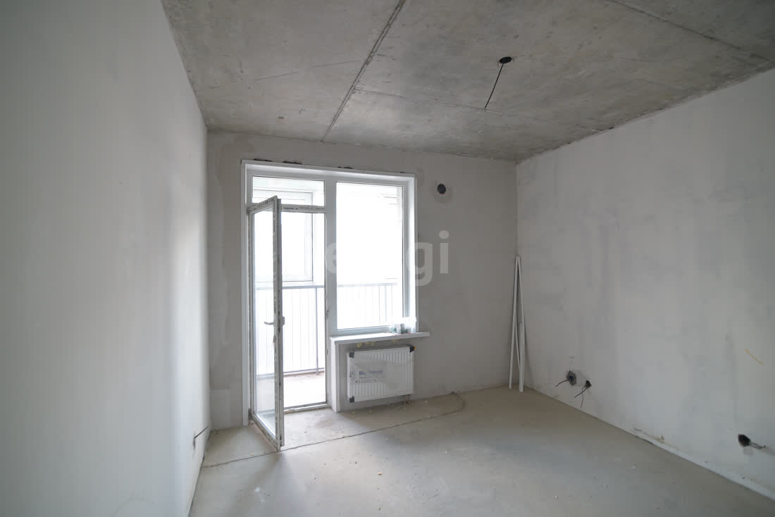 Продажа 4-комнатной квартиры, Южно-Сахалинск, Сахалинская область,  Южно-Сахалинск