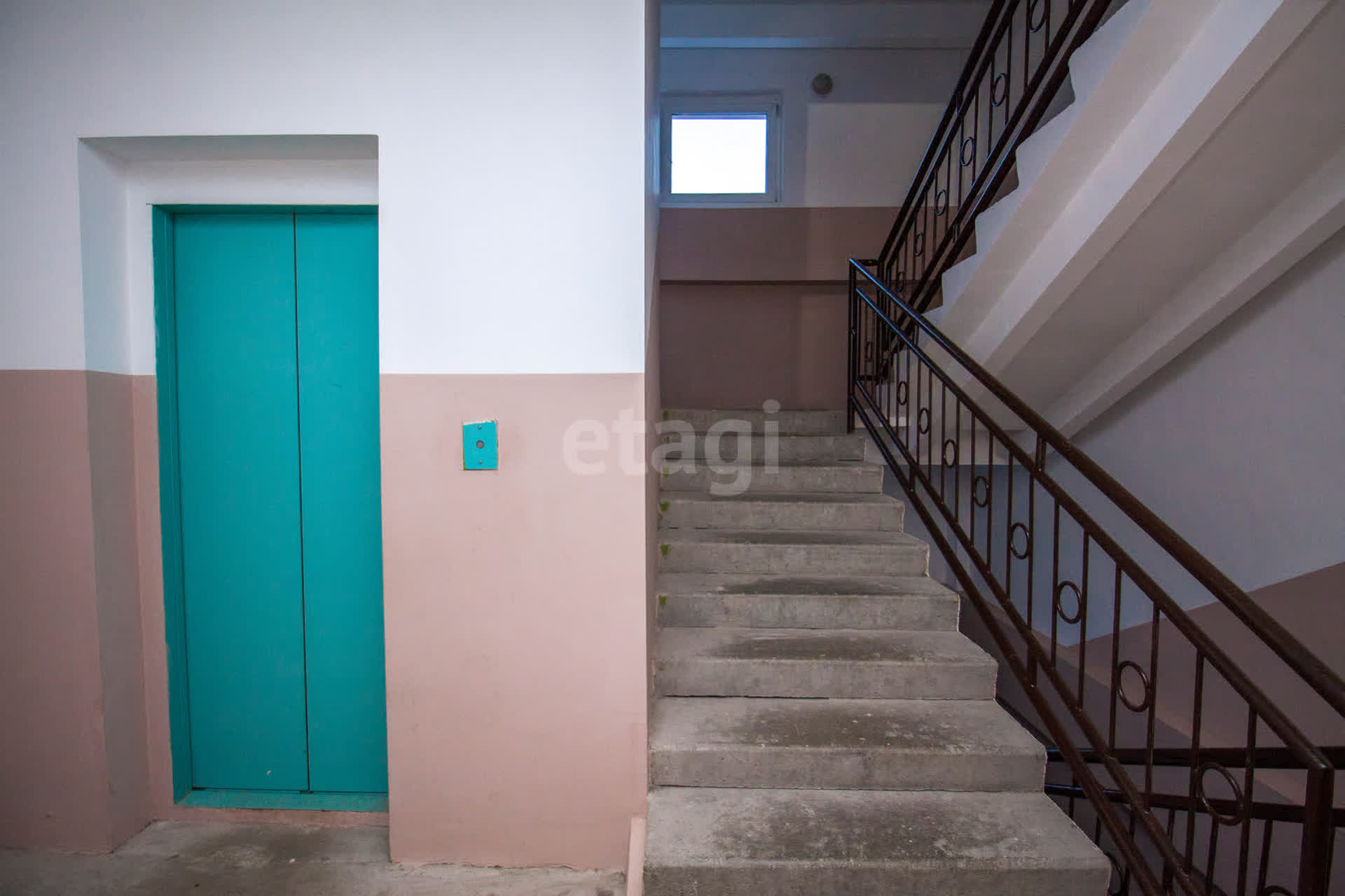 Продажа 2-комнатной квартиры, Южно-Сахалинск, Сахалинская область,  Южно-Сахалинск