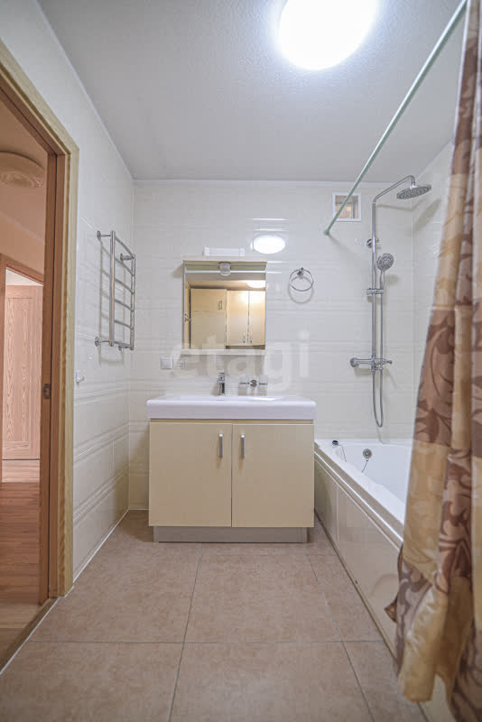 Аренда 2-комнатной квартиры, Южно-Сахалинск, Сахалинская область,  Южно-Сахалинск