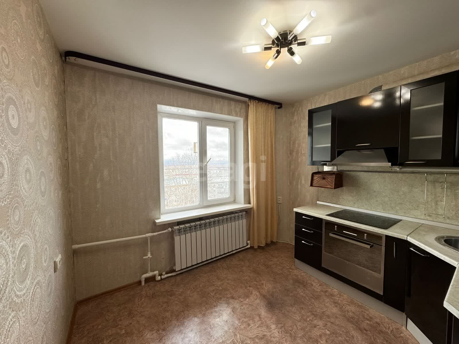 Продажа 2-комнатной квартиры, Южно-Сахалинск, Сахалинская область,  Южно-Сахалинск