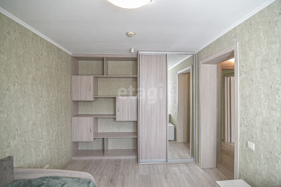 Аренда 4-комнатной квартиры, Южно-Сахалинск, Сахалинская область,  Южно-Сахалинск