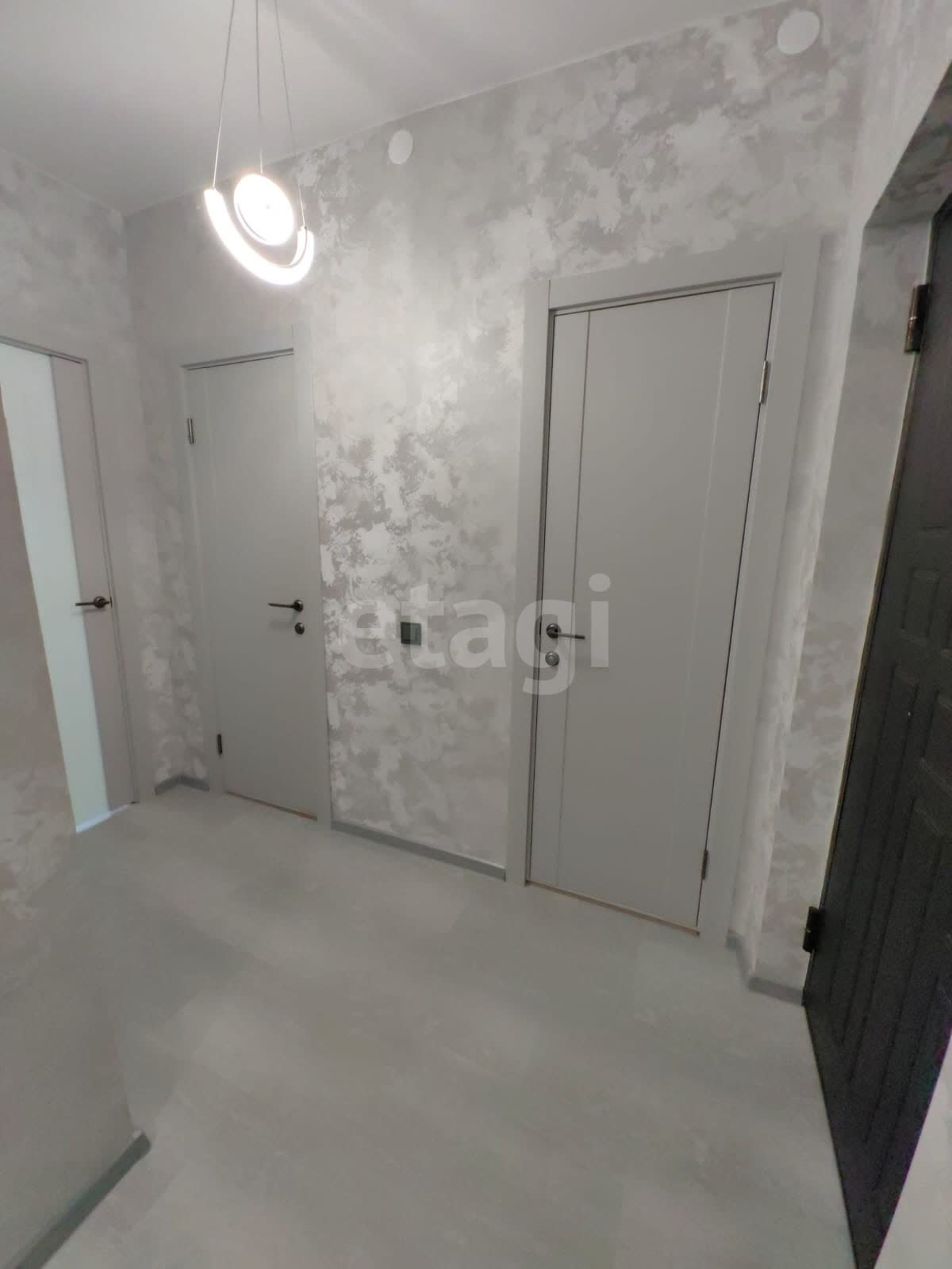 Продажа 2-комнатной квартиры, Южно-Сахалинск, Сахалинская область,  Южно-Сахалинск