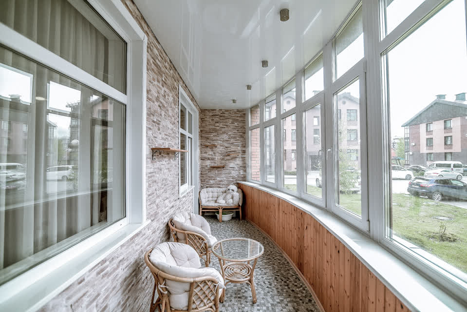 Продажа 2-комнатной квартиры, Южно-Сахалинск, Сахалинская область,  Южно-Сахалинск