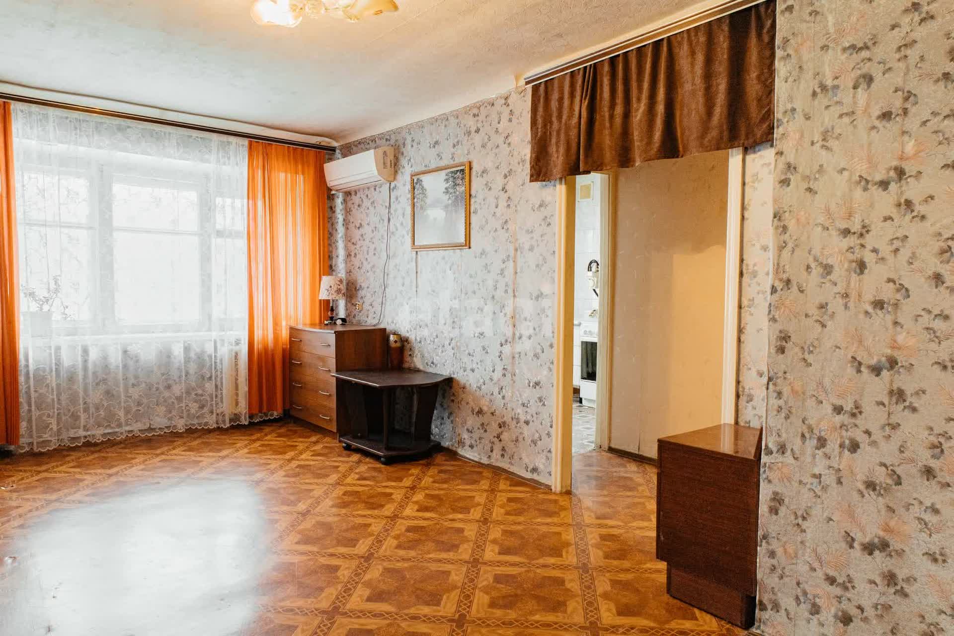 Продажа 1-комнатной квартиры, Комсомольск-на-Амуре, Мира пр-т,  13 к 2