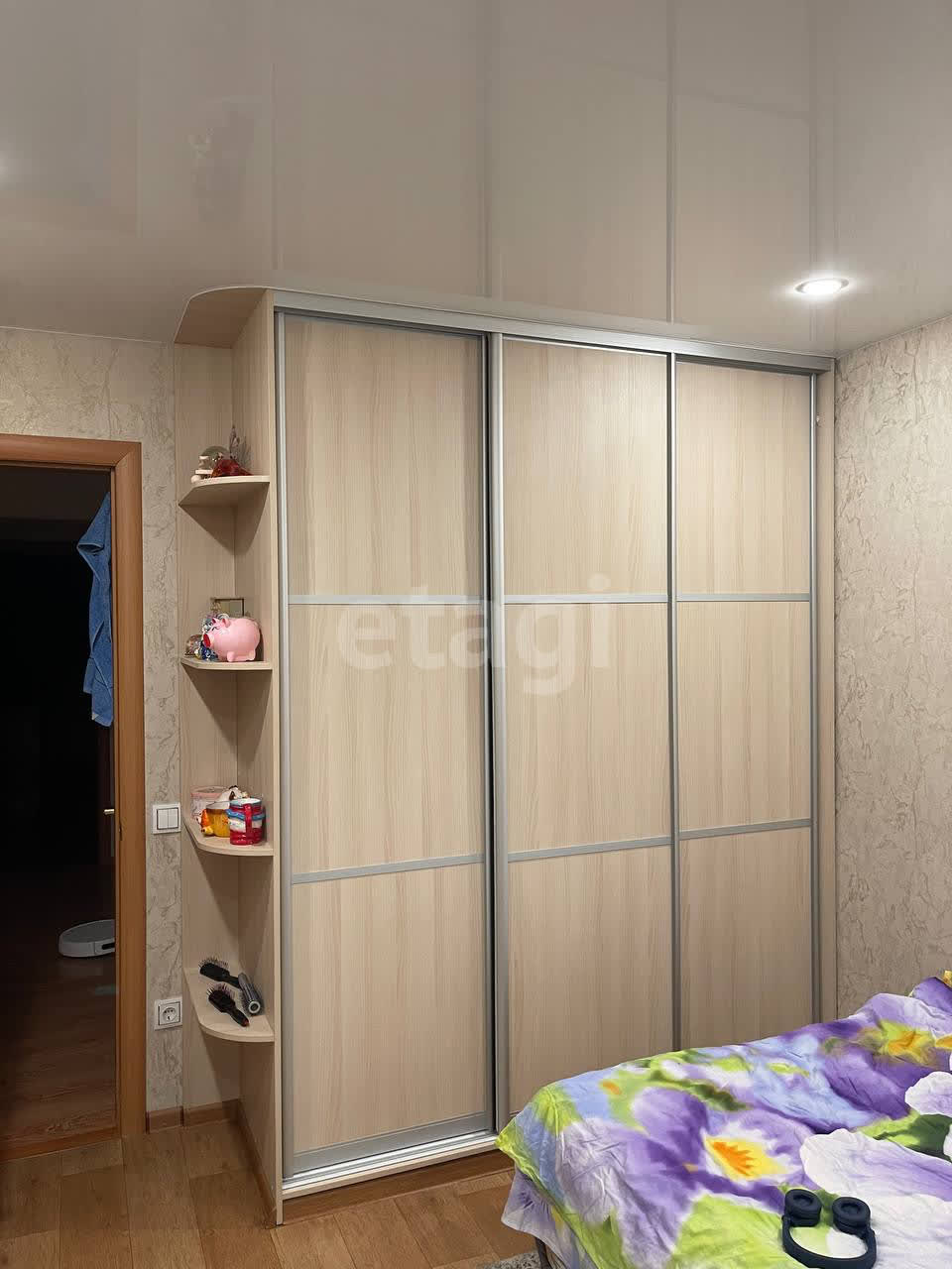 Продажа 4-комнатной квартиры, Южно-Сахалинск, Сахалинская область,  Южно-Сахалинск