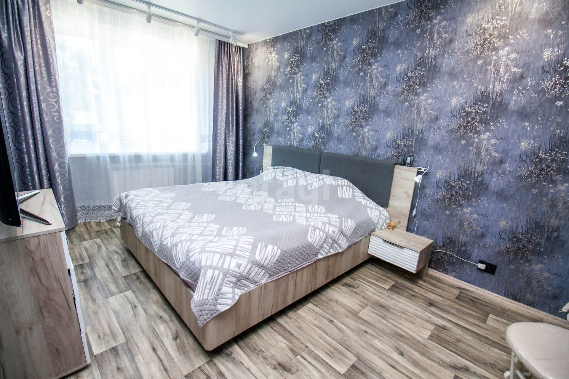 Продажа 3-комнатной квартиры, Южно-Сахалинск, Сахалинская область,  Южно-Сахалинск