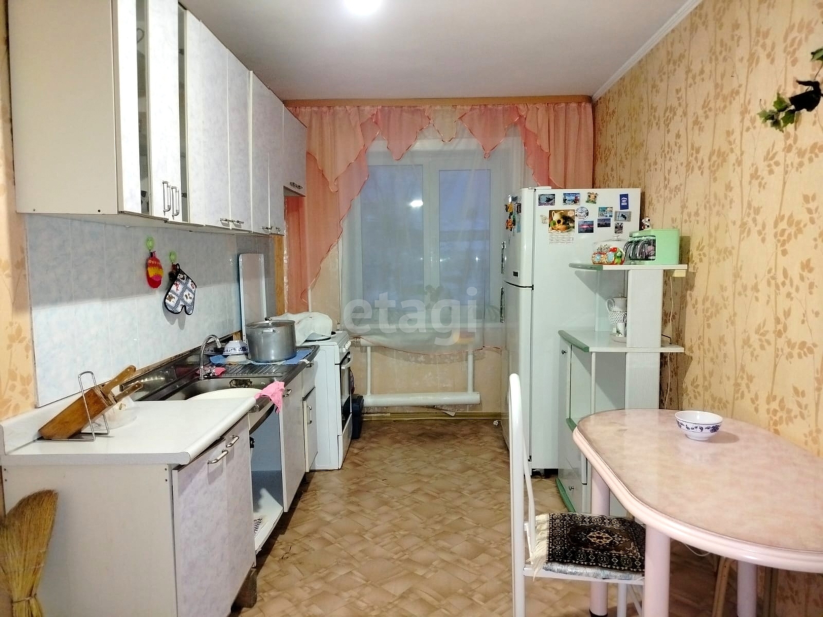 Продажа 3-комнатной квартиры, Южно-Сахалинск, Сахалинская область,  Южно-Сахалинск