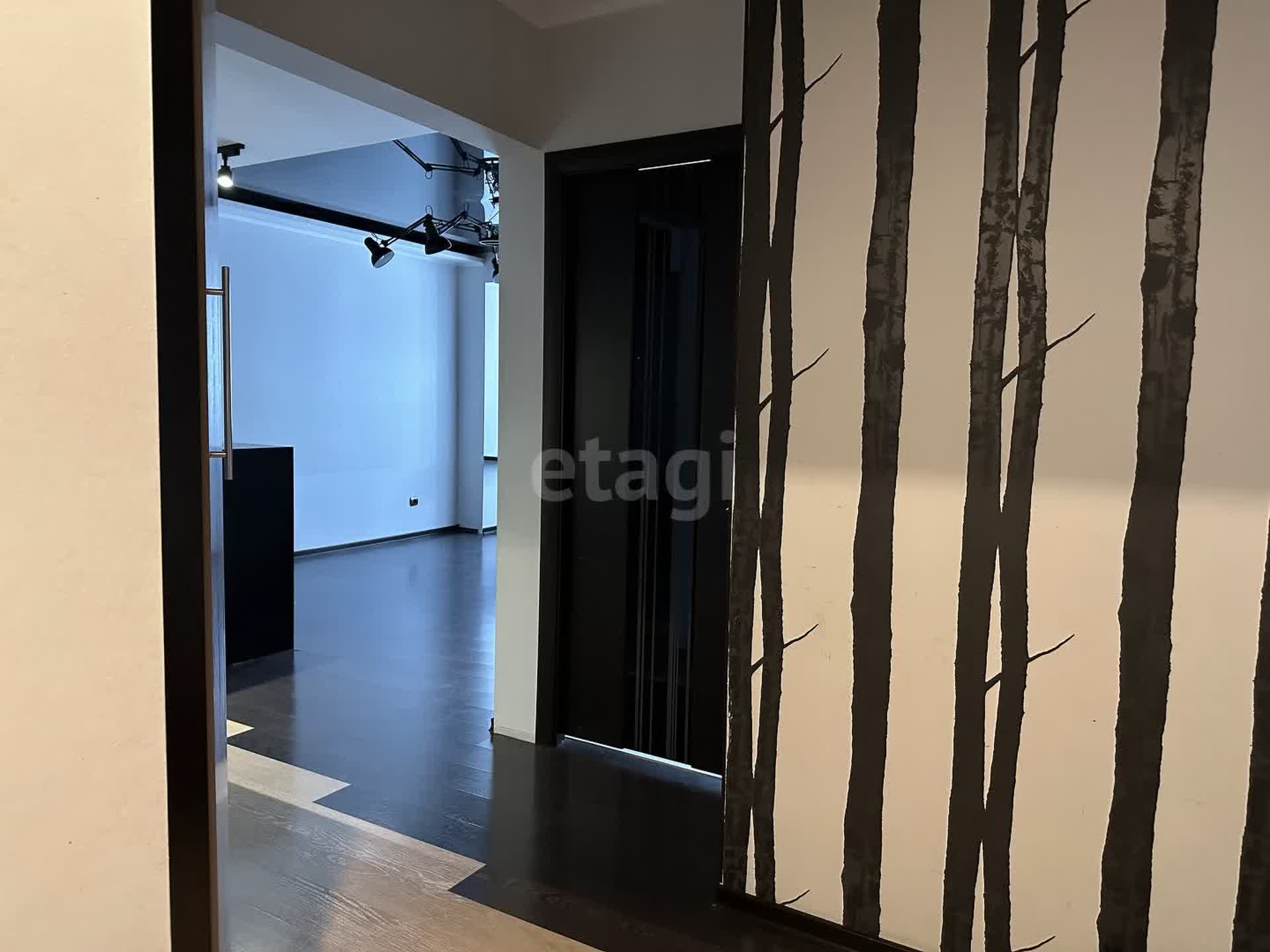 Продажа 2-комнатной квартиры, Южно-Сахалинск, Сахалинская область,  Южно-Сахалинск