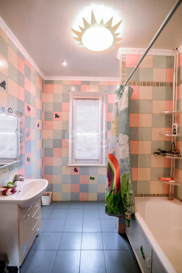 Продажа дома, 435м <sup>2</sup>, 12 сот., Южно-Сахалинск, Сахалинская область,  