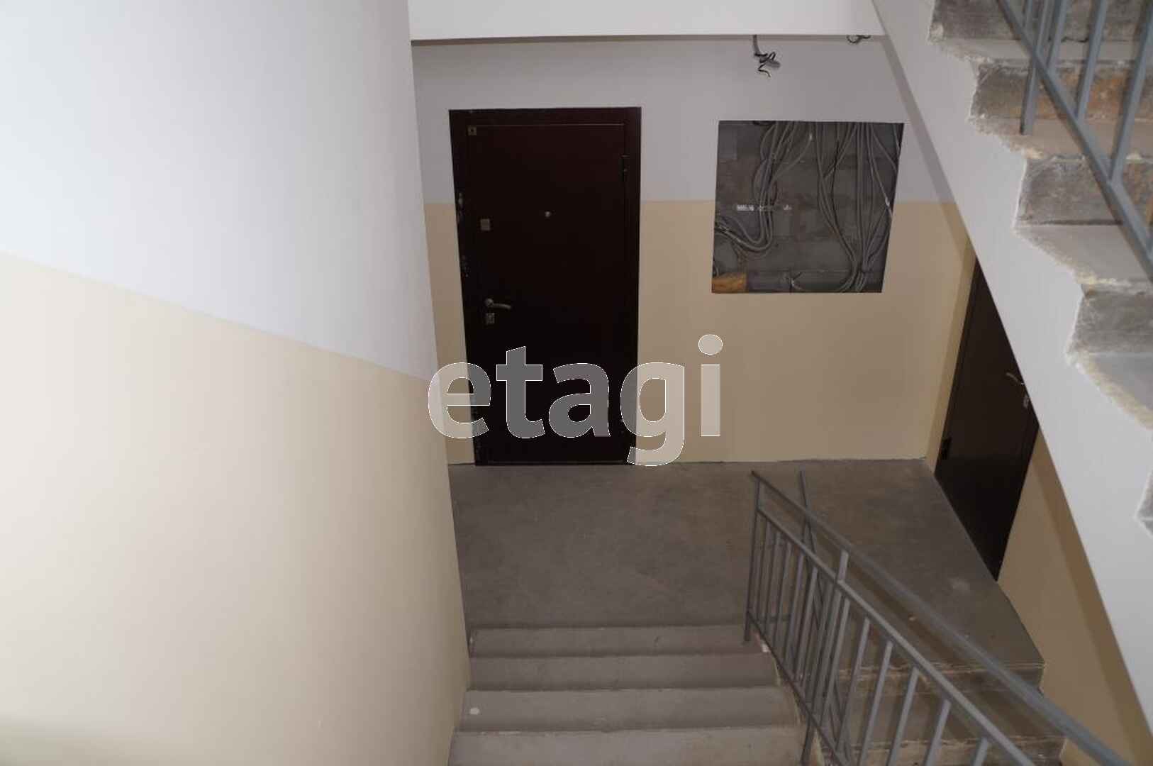 Продажа 2-комнатной квартиры, Южно-Сахалинск, Сахалинская область,  Южно-Сахалинск