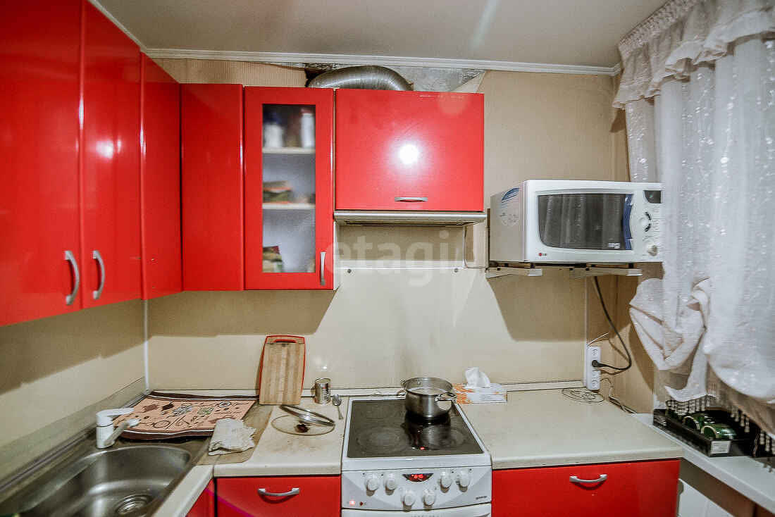 Продажа 2-комнатной квартиры, Южно-Сахалинск, Сахалинская область,  Южно-Сахалинск