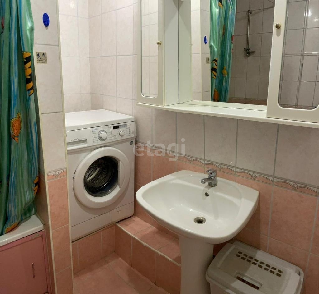 Продажа 3-комнатной квартиры, Южно-Сахалинск, Сахалинская область,  Южно-Сахалинск