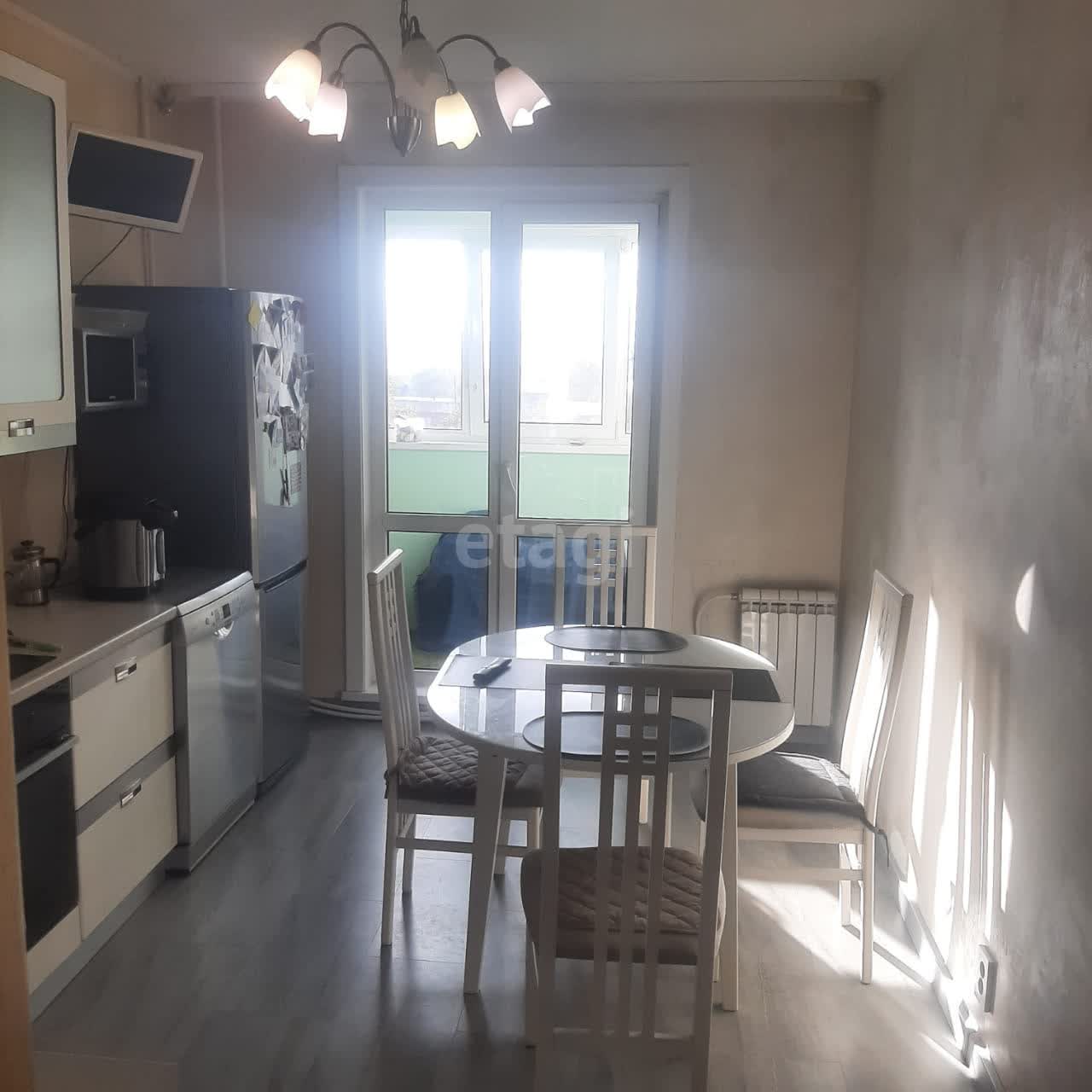 Продажа 3-комнатной квартиры, Южно-Сахалинск, Сахалинская область,  Южно-Сахалинск