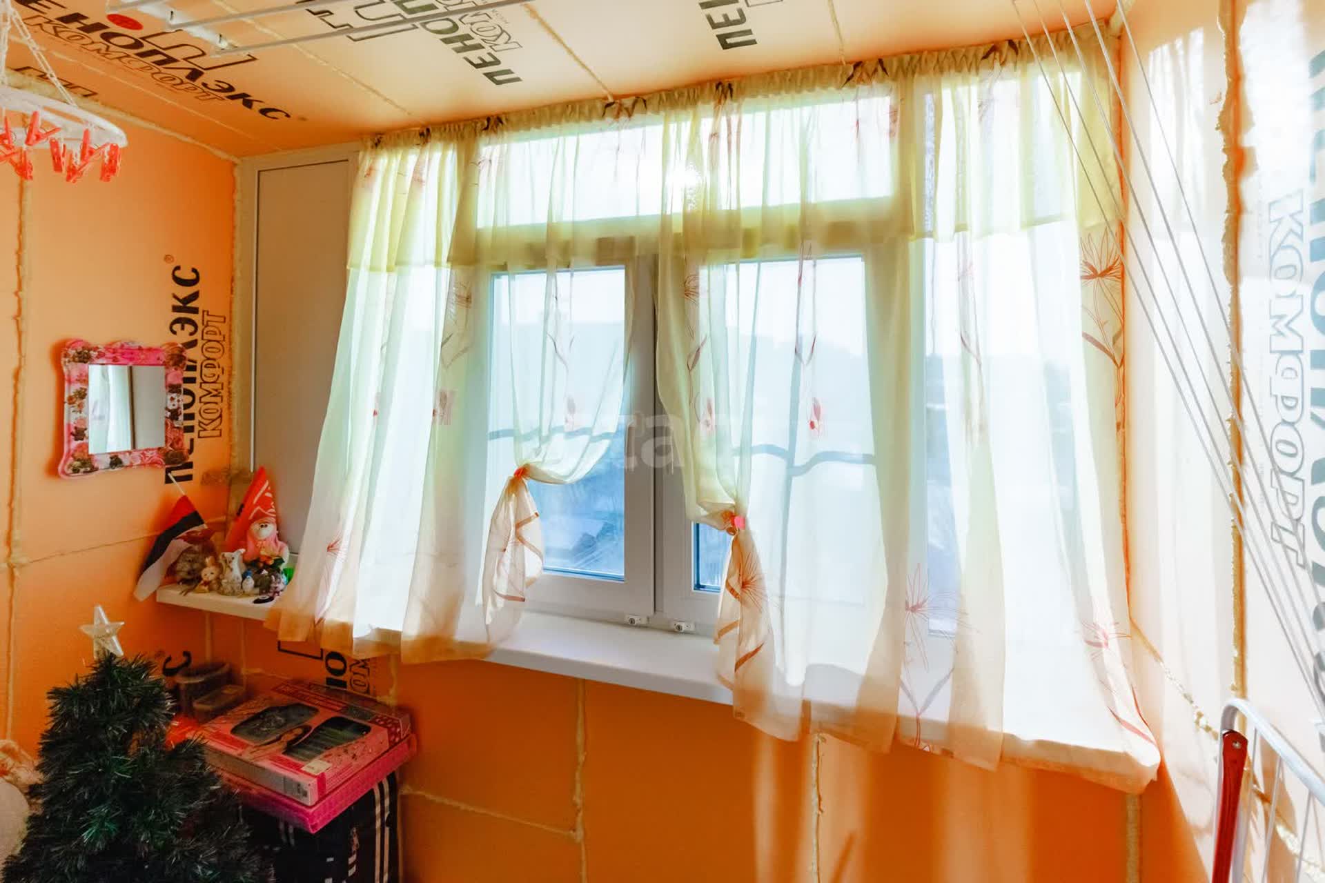 Продажа 2-комнатной квартиры, Комсомольск-на-Амуре, Московский пр-т,  32 к 3