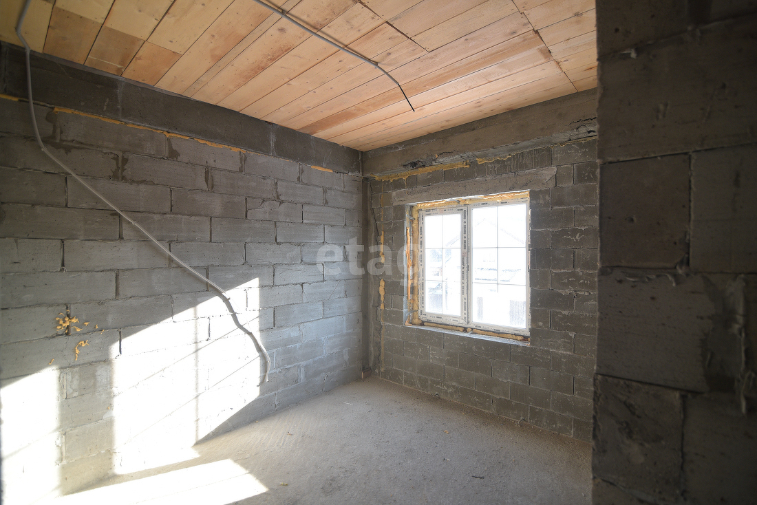 Продажа 3-комнатной квартиры, Южно-Сахалинск, Сахалинская область,  Южно-Сахалинск