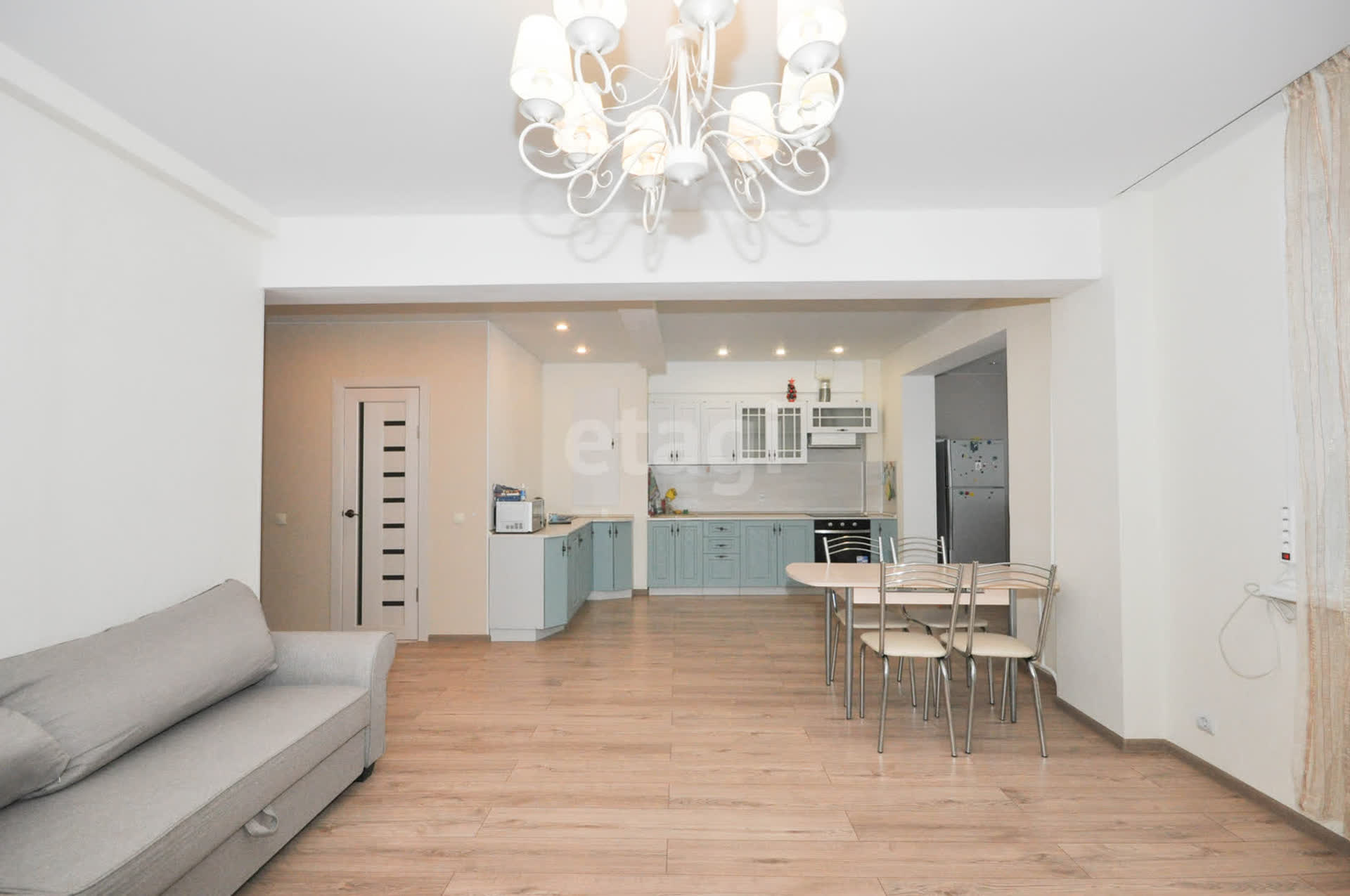 Продажа 2-комнатной квартиры, Южно-Сахалинск, Сахалинская область,  Южно-Сахалинск