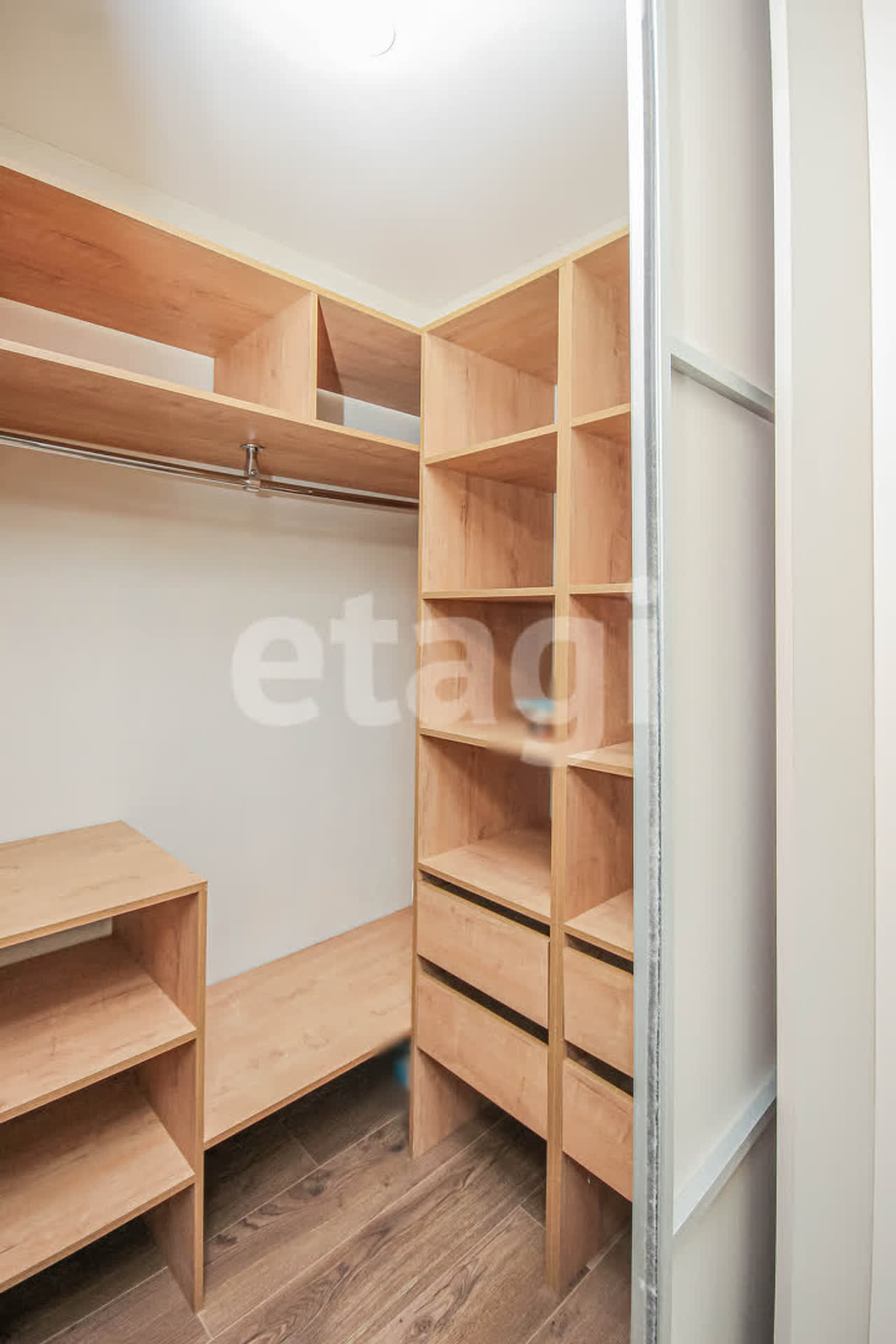 Продажа 3-комнатной квартиры, Улан-Удэ, Республика Бурятия,  Улан-Удэ