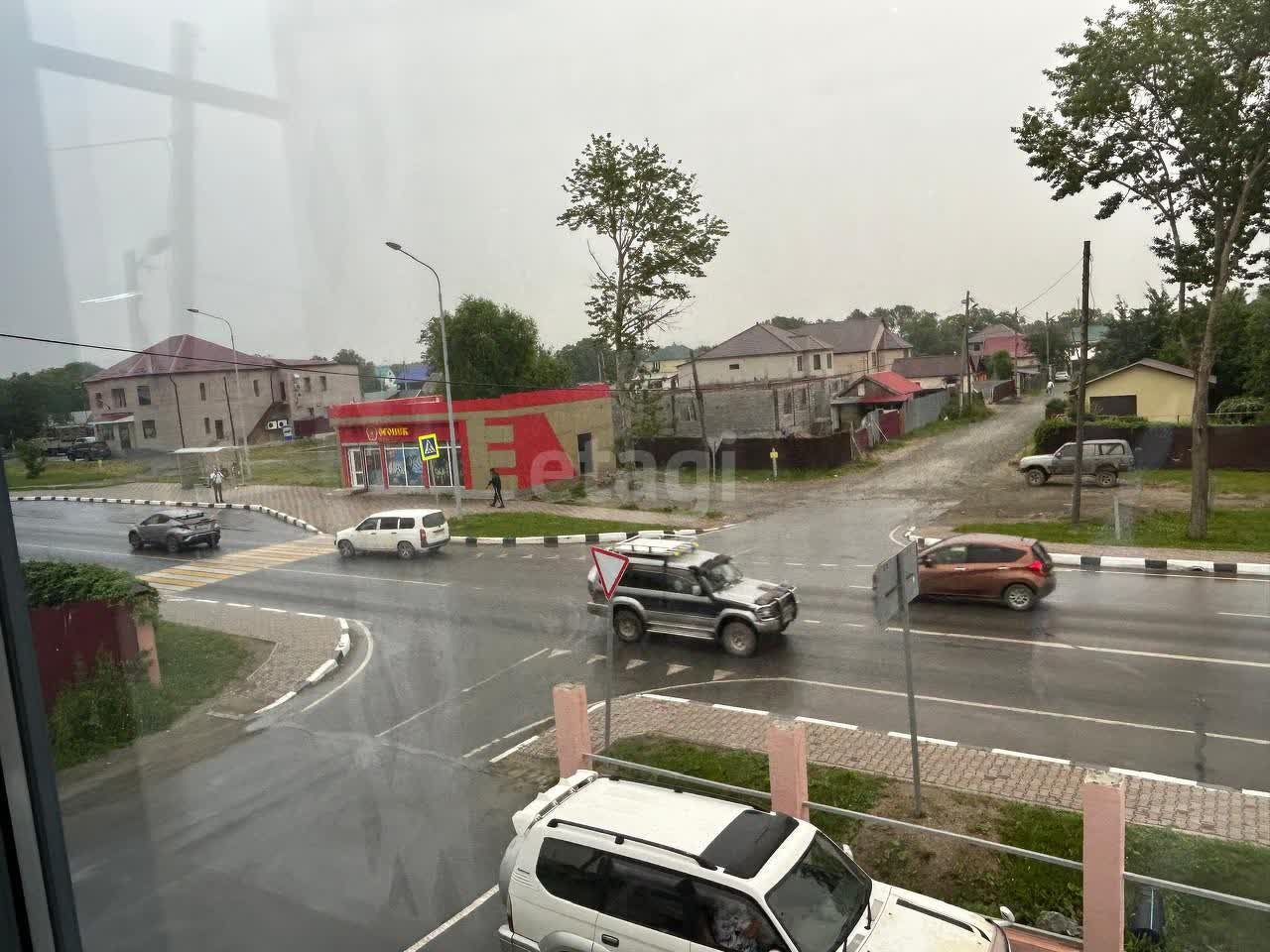 Продажа коммерческой недвижимости, 300м <sup>2</sup>, Южно-Сахалинск, Сахалинская область,  Южно-Сахалинск