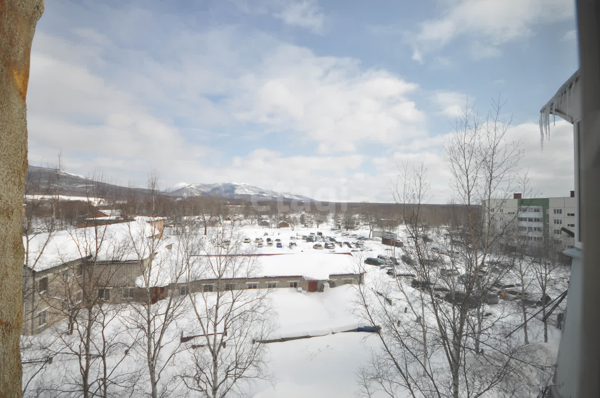 Продажа 4-комнатной квартиры, Южно-Сахалинск, Сахалинская область,  Южно-Сахалинск