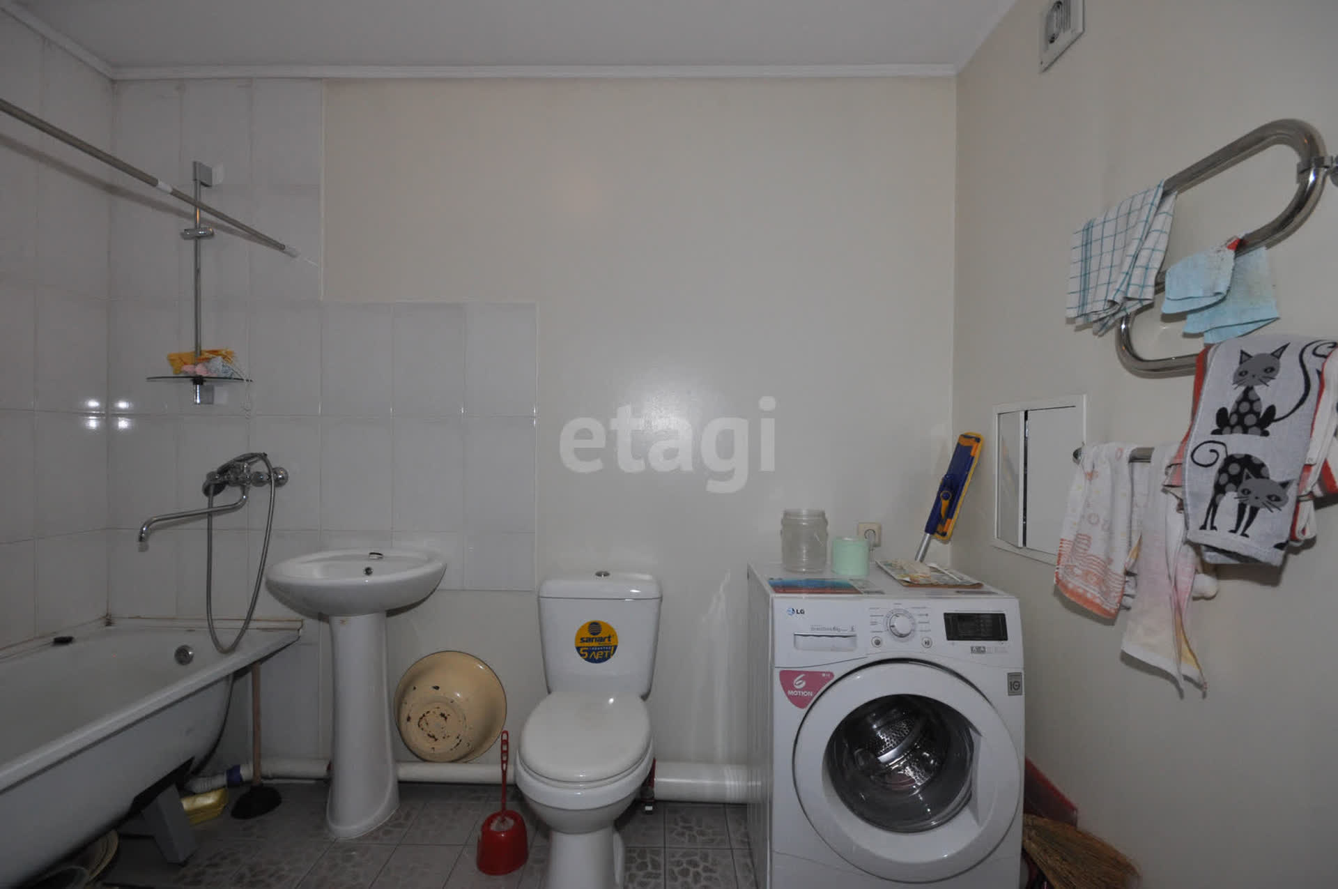 Продажа 2-комнатной квартиры, Южно-Сахалинск, Сахалинская область,  Южно-Сахалинск