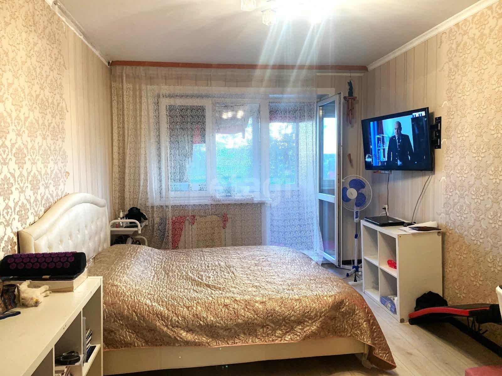 Продажа 2-комнатной квартиры, Южно-Сахалинск, Сахалинская область,  Южно-Сахалинск