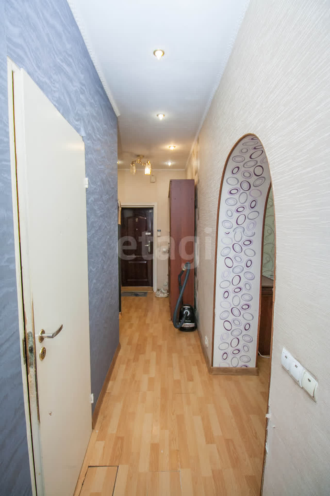 Продажа 2-комнатной квартиры, Южно-Сахалинск, Сахалинская область,  Южно-Сахалинск