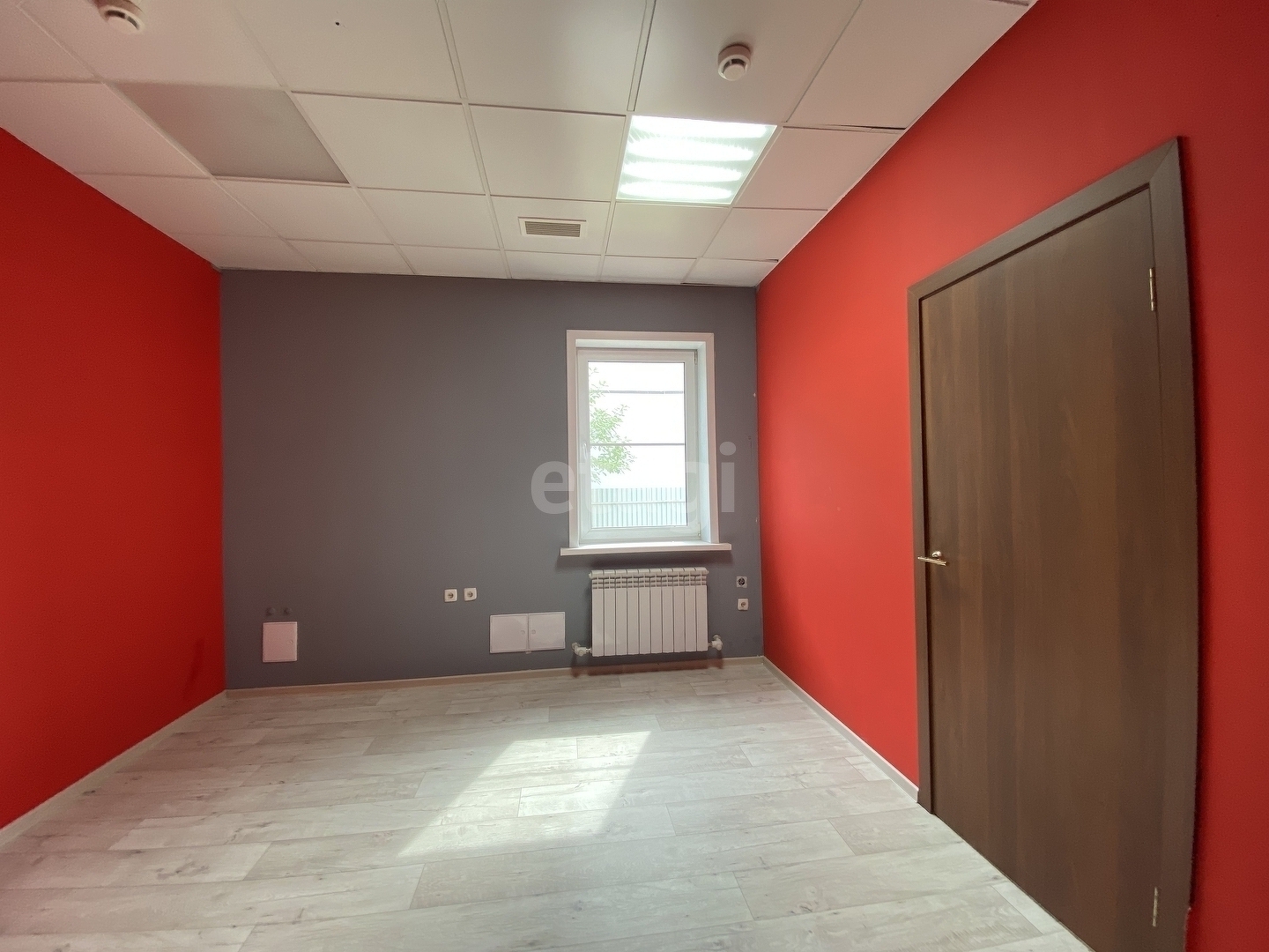 Продажа коммерческой недвижимости, 132м <sup>2</sup>, Южно-Сахалинск, Сахалинская область,  Южно-Сахалинск