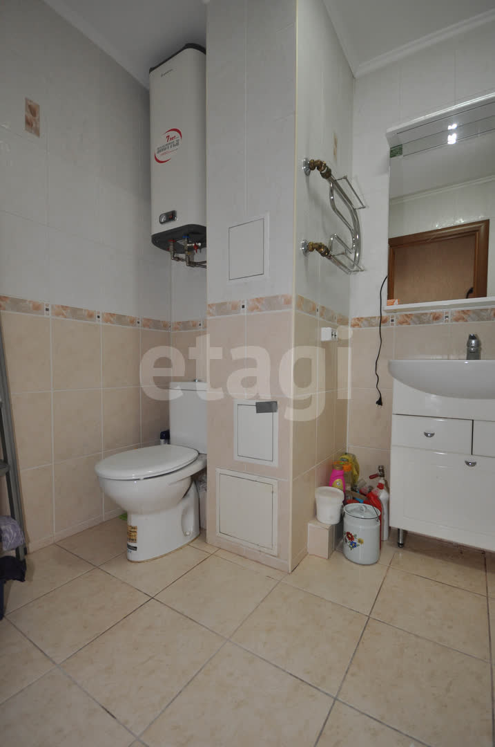 Продажа 4-комнатной квартиры, Южно-Сахалинск, Сахалинская область,  Южно-Сахалинск