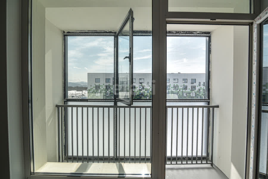 Продажа 2-комнатной квартиры, Южно-Сахалинск, Сахалинская область,  Южно-Сахалинск