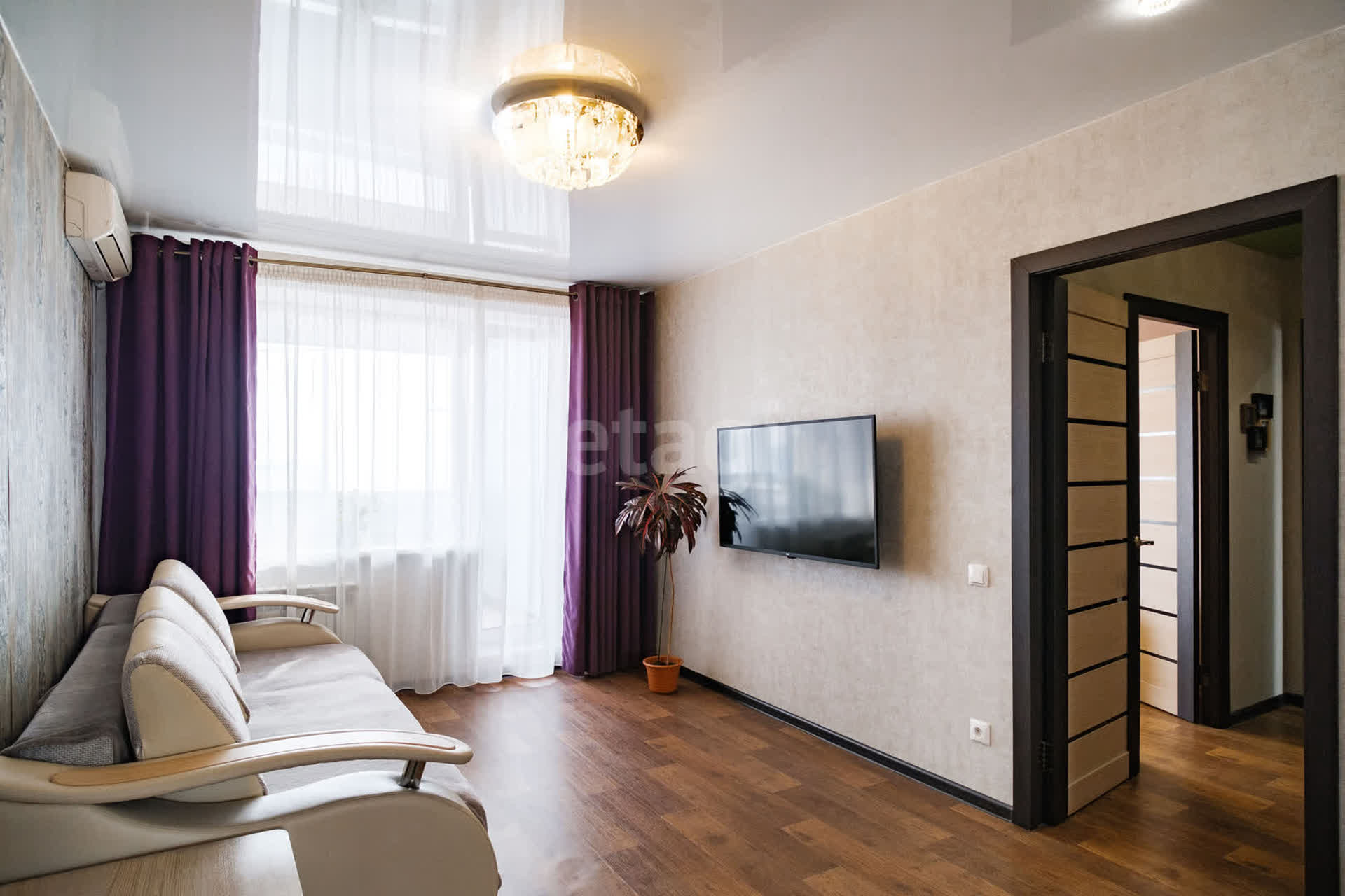 Продажа 2-комнатной квартиры, Комсомольск-на-Амуре, Дикопольцева,  31 к 6