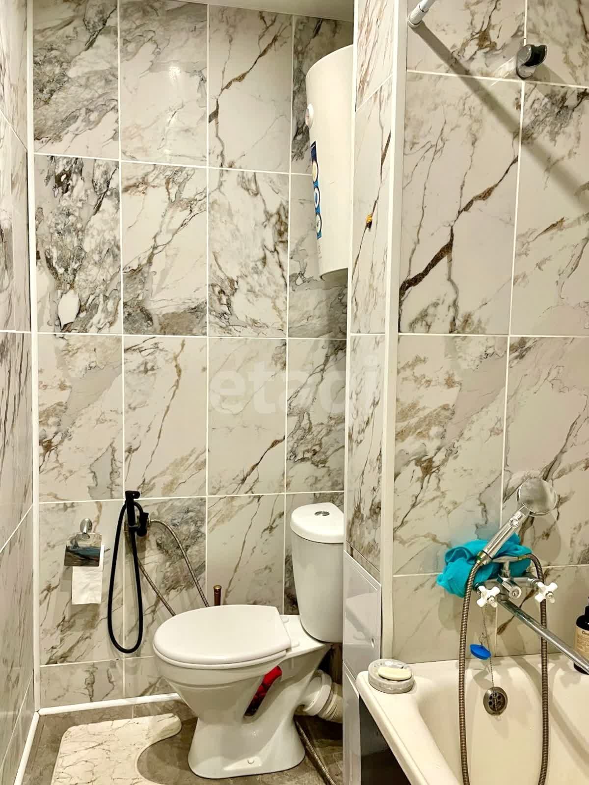 Продажа 2-комнатной квартиры, Южно-Сахалинск, Сахалинская область,  Южно-Сахалинск