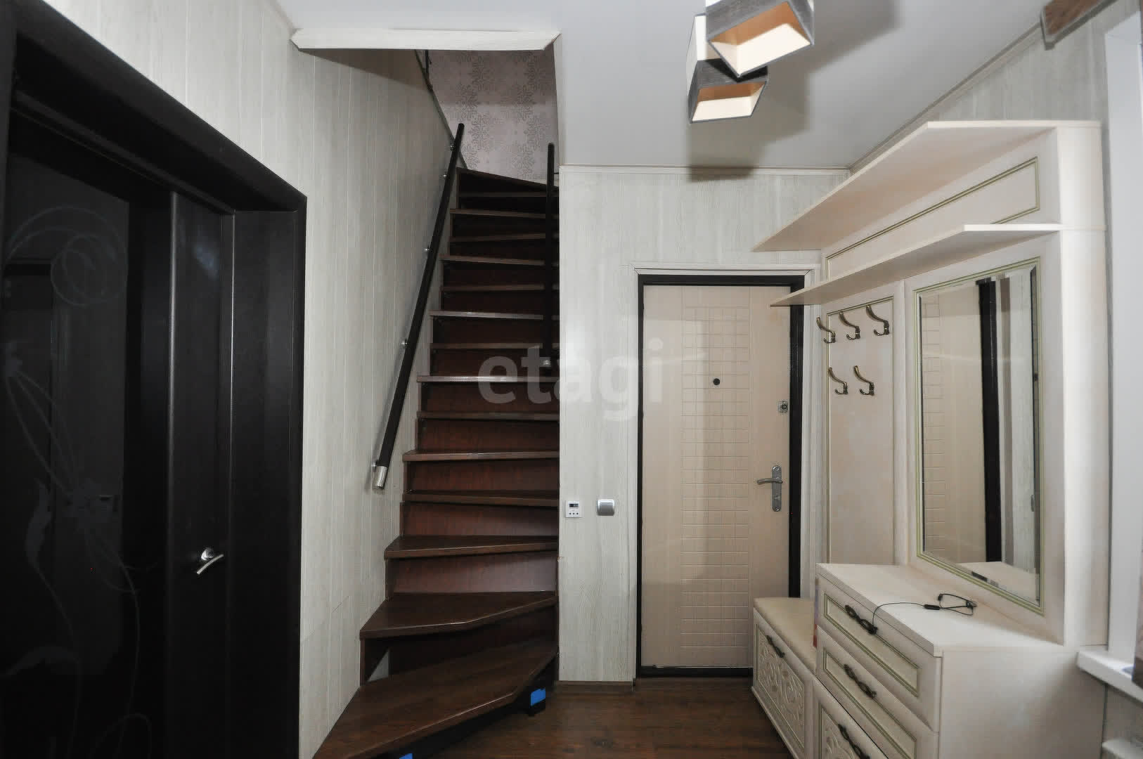 Продажа 3-комнатной квартиры, Южно-Сахалинск, Сахалинская область,  Южно-Сахалинск