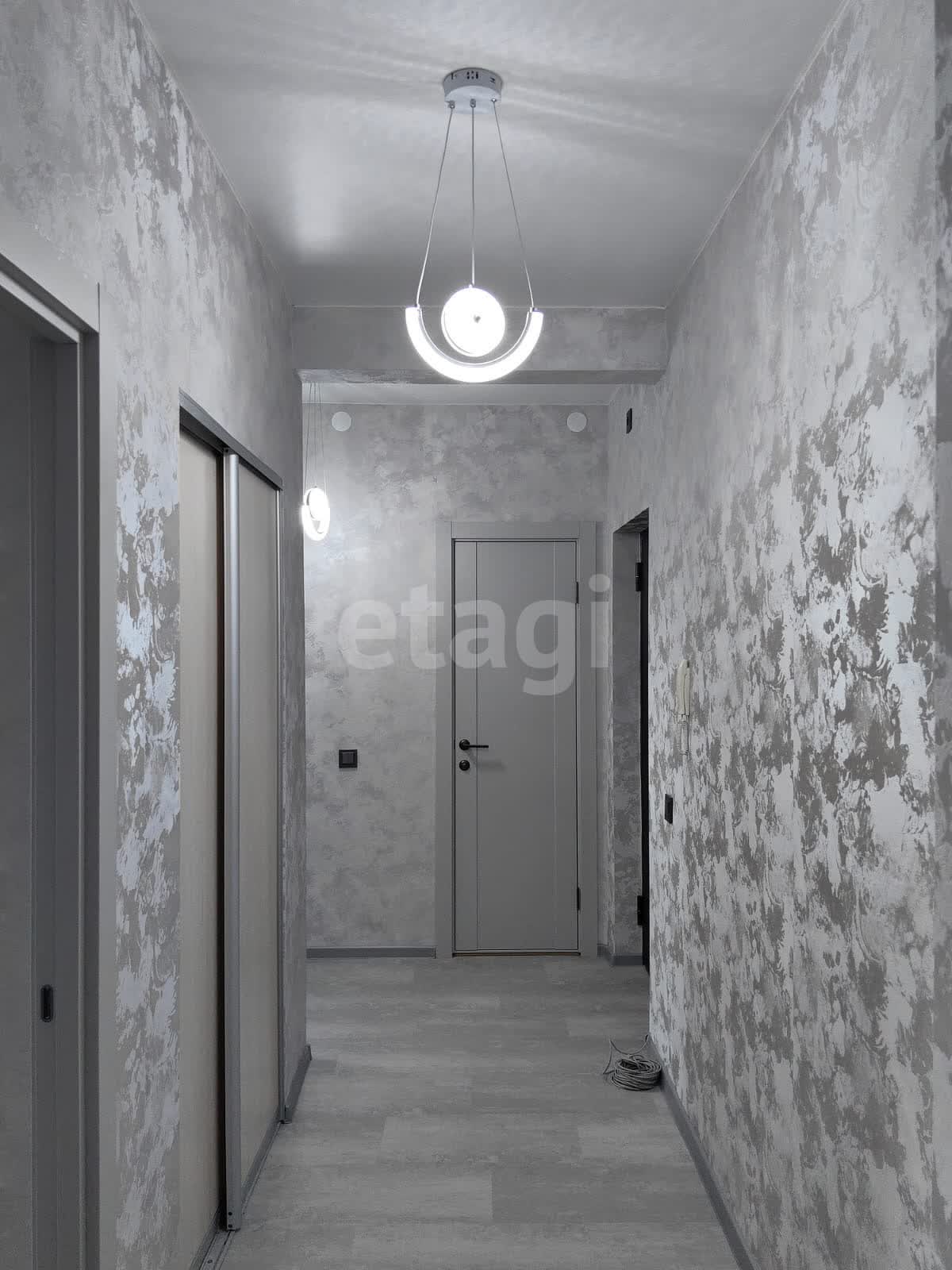 Продажа 2-комнатной квартиры, Южно-Сахалинск, Сахалинская область,  Южно-Сахалинск