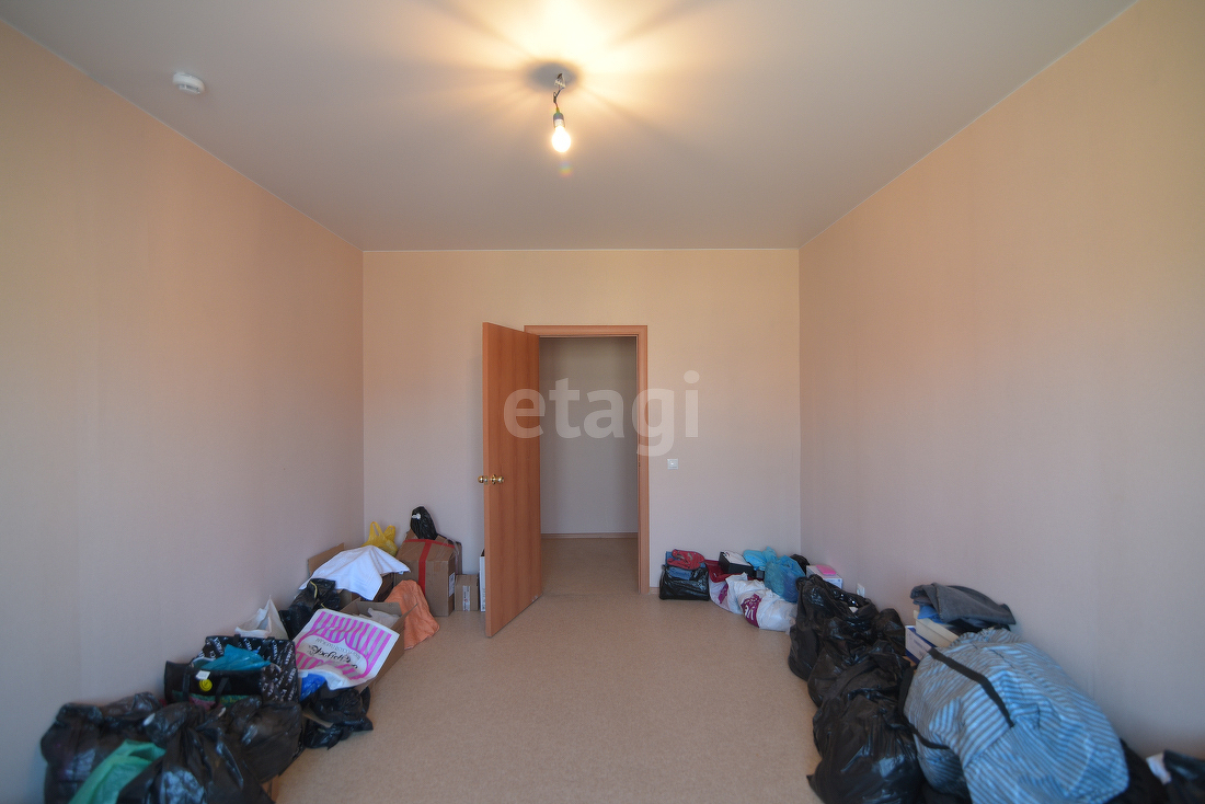 Продажа 3-комнатной квартиры, Южно-Сахалинск, Сахалинская область,  Южно-Сахалинск