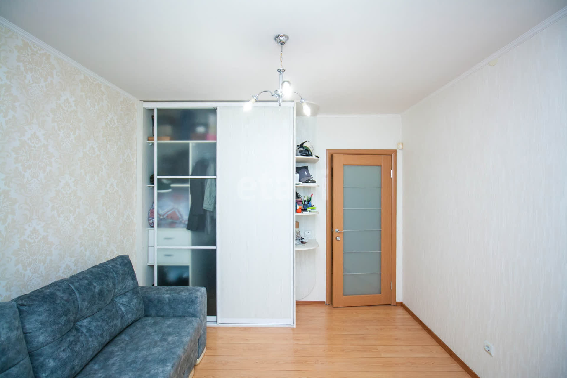 Продажа 2-комнатной квартиры, Южно-Сахалинск, Сахалинская область,  Южно-Сахалинск