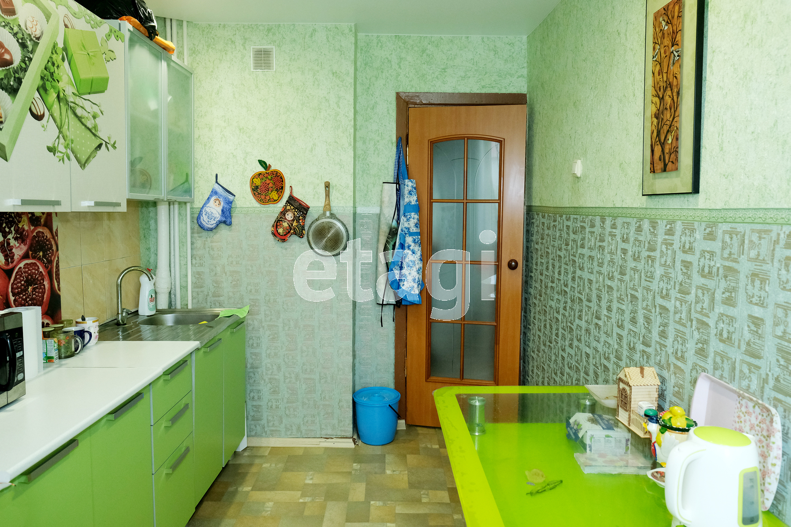 Продажа 4-комнатной квартиры, Южно-Сахалинск, Сахалинская область,  Южно-Сахалинск