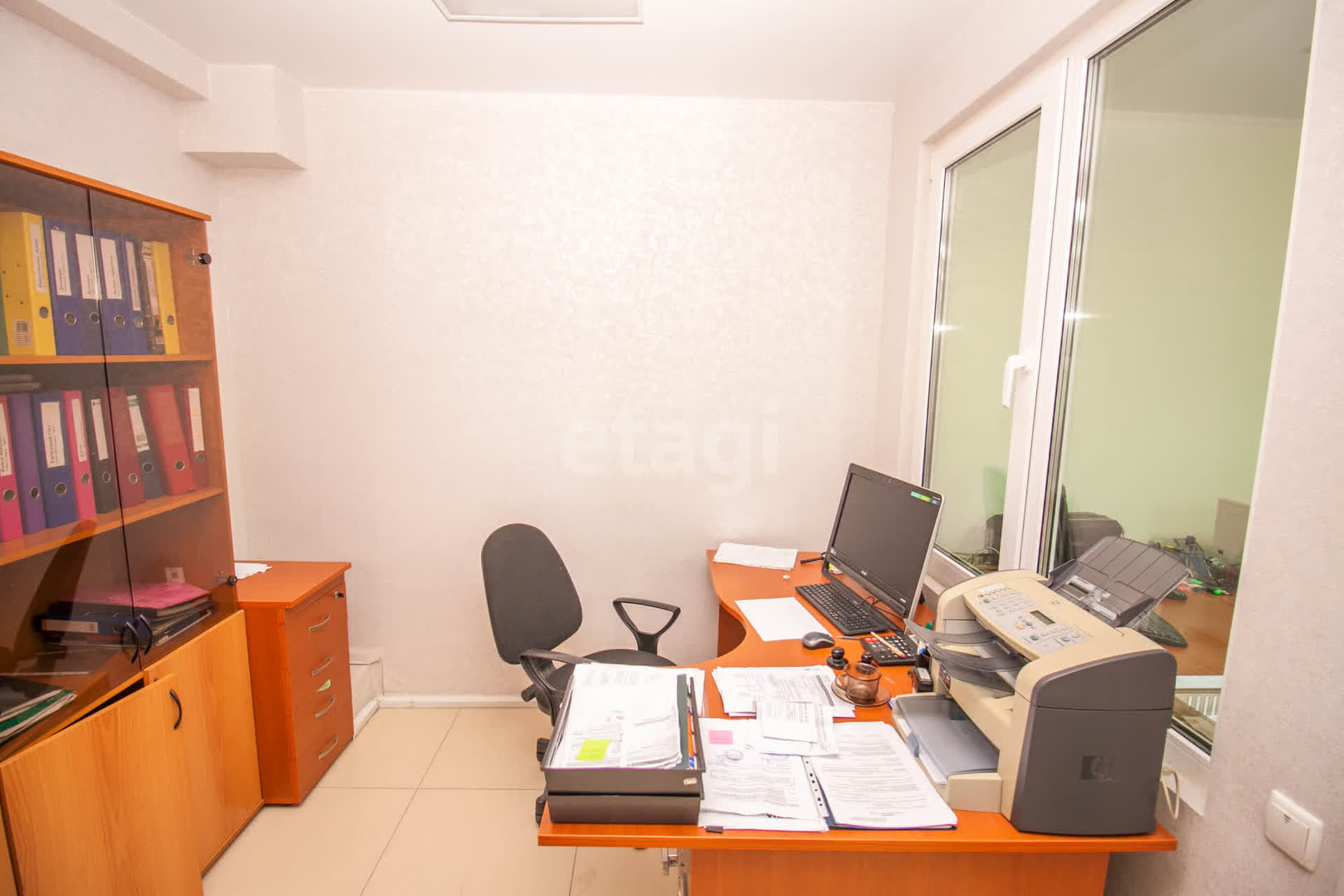 Продажа коммерческой недвижимости, 56м <sup>2</sup>, Южно-Сахалинск, Сахалинская область,  Южно-Сахалинск