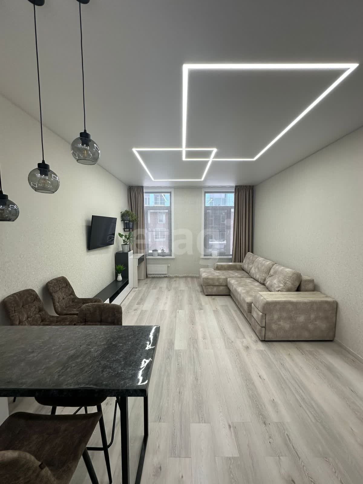 Продажа 2-комнатной квартиры, Южно-Сахалинск, Сахалинская область,  Южно-Сахалинск