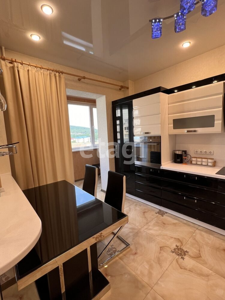 Аренда 2-комнатной квартиры, Южно-Сахалинск, Сахалинская область,  Южно-Сахалинск