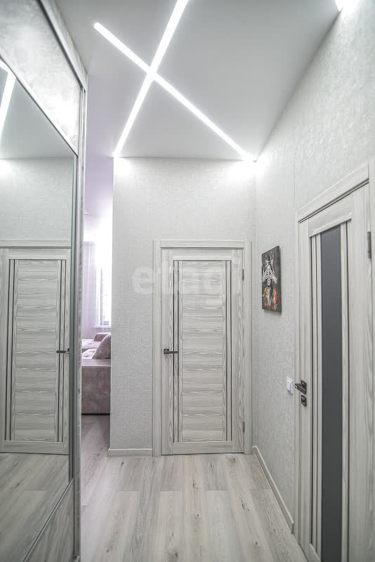 Продажа 2-комнатной квартиры, Южно-Сахалинск, Сахалинская область,  Южно-Сахалинск