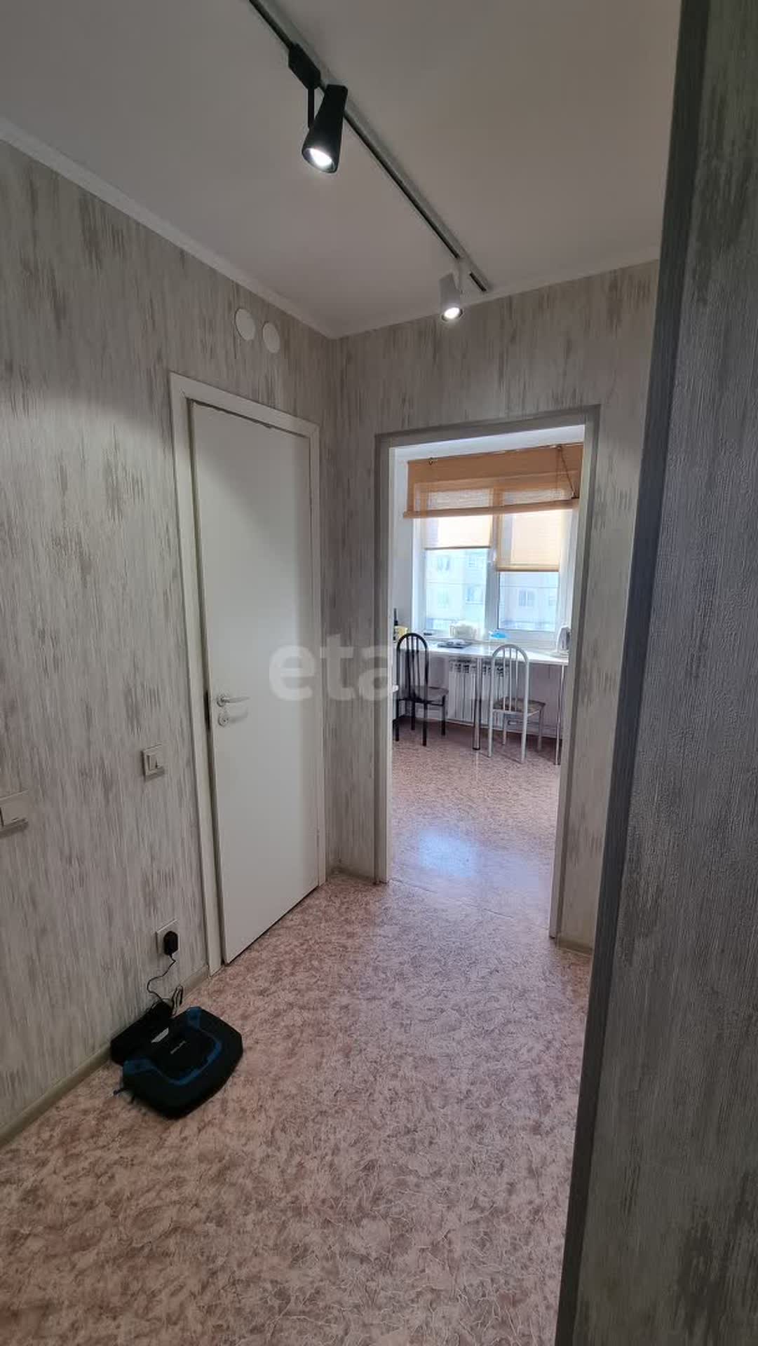 Продажа 2-комнатной квартиры, Южно-Сахалинск, Сахалинская область,  Южно-Сахалинск