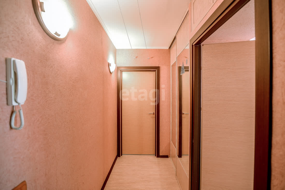 Продажа 2-комнатной квартиры, Южно-Сахалинск, Сахалинская область,  Южно-Сахалинск