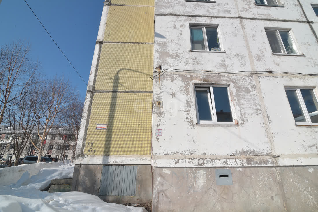 Продажа 2-комнатной квартиры, Южно-Сахалинск, Сахалинская область,  Южно-Сахалинск