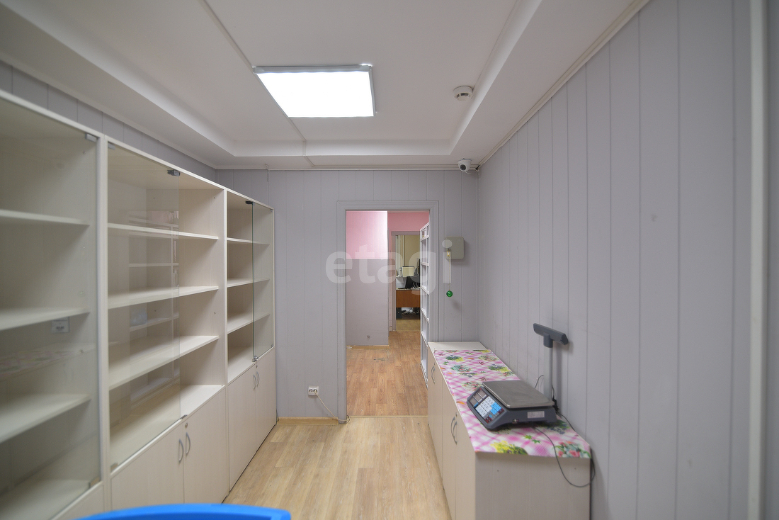 Продажа коммерческой недвижимости, 71м <sup>2</sup>, Южно-Сахалинск, Сахалинская область,  Южно-Сахалинск