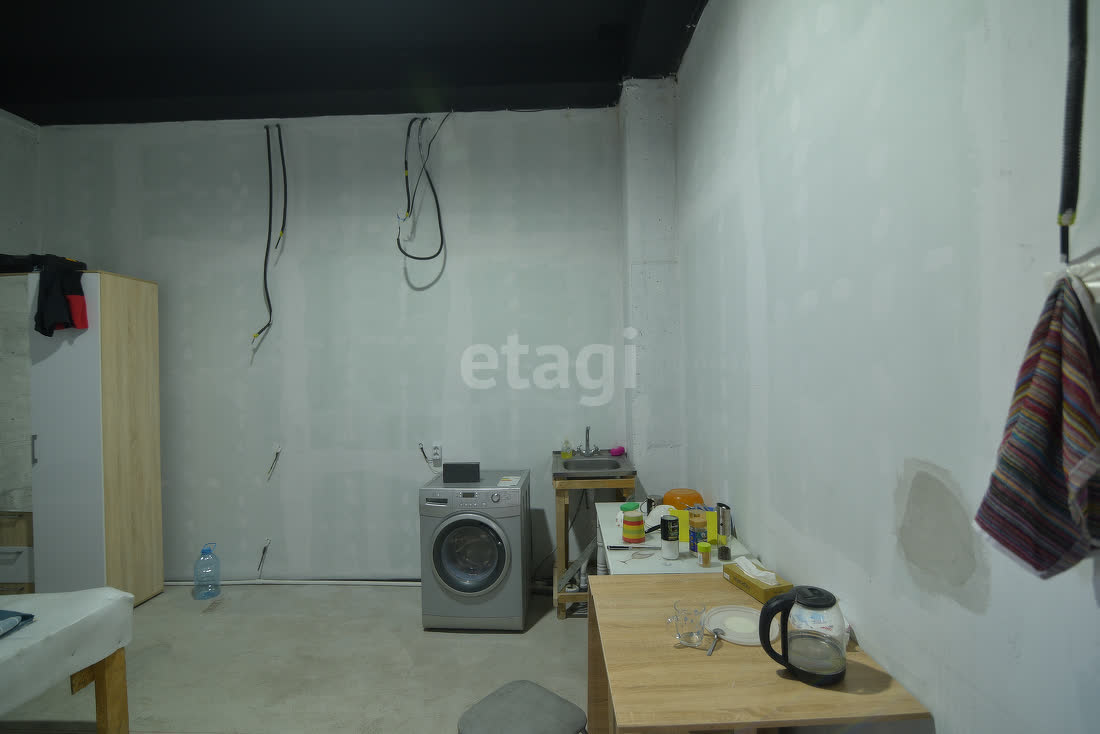 Продажа коммерческой недвижимости, 425м <sup>2</sup>, Южно-Сахалинск, Сахалинская область,  Южно-Сахалинск