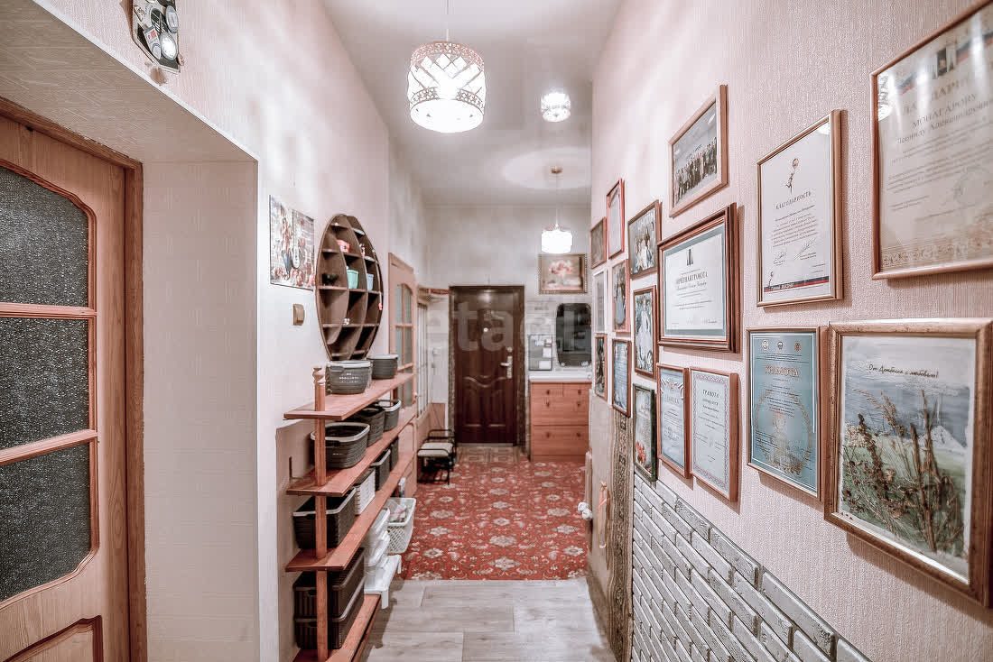 Продажа 3-комнатной квартиры, Южно-Сахалинск, Сахалинская область,  Южно-Сахалинск