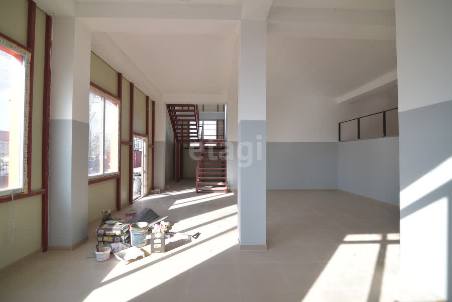 Аренда коммерческой недвижимости, 240м <sup>2</sup>, Южно-Сахалинск, Сахалинская область,  Южно-Сахалинск